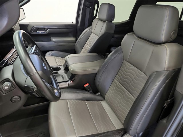 2024 Chevrolet Silverado 1500 ZR2 photo 3