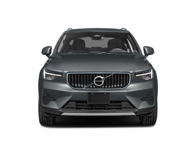 2024 Volvo XC40 Core photo 3
