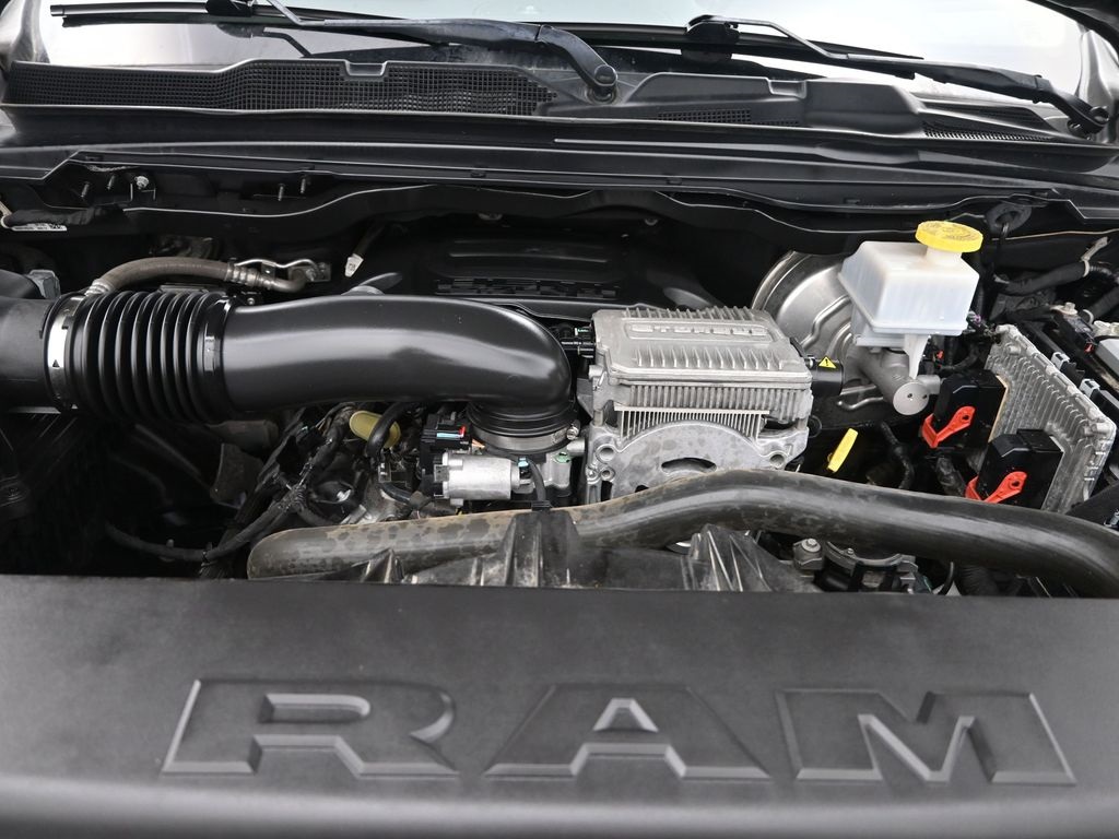 2022 Ram 1500 Laramie photo 14