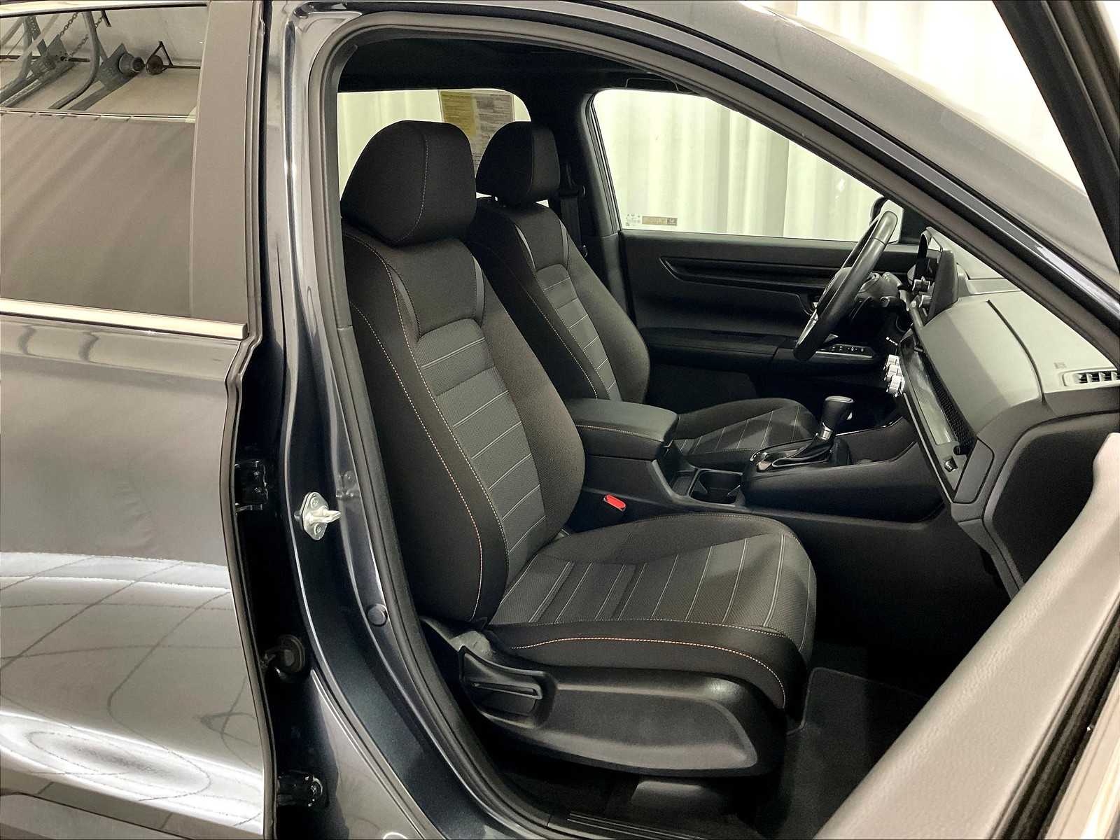2023 Honda CR-V Hybrid Sport photo 11