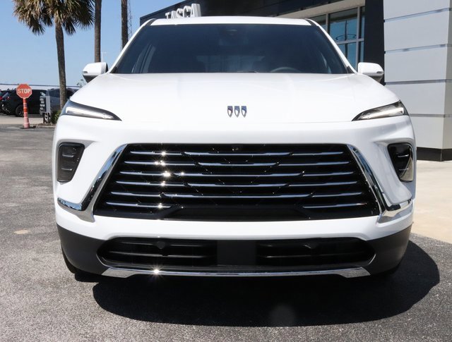 2025 Buick Enclave Preferred photo 3