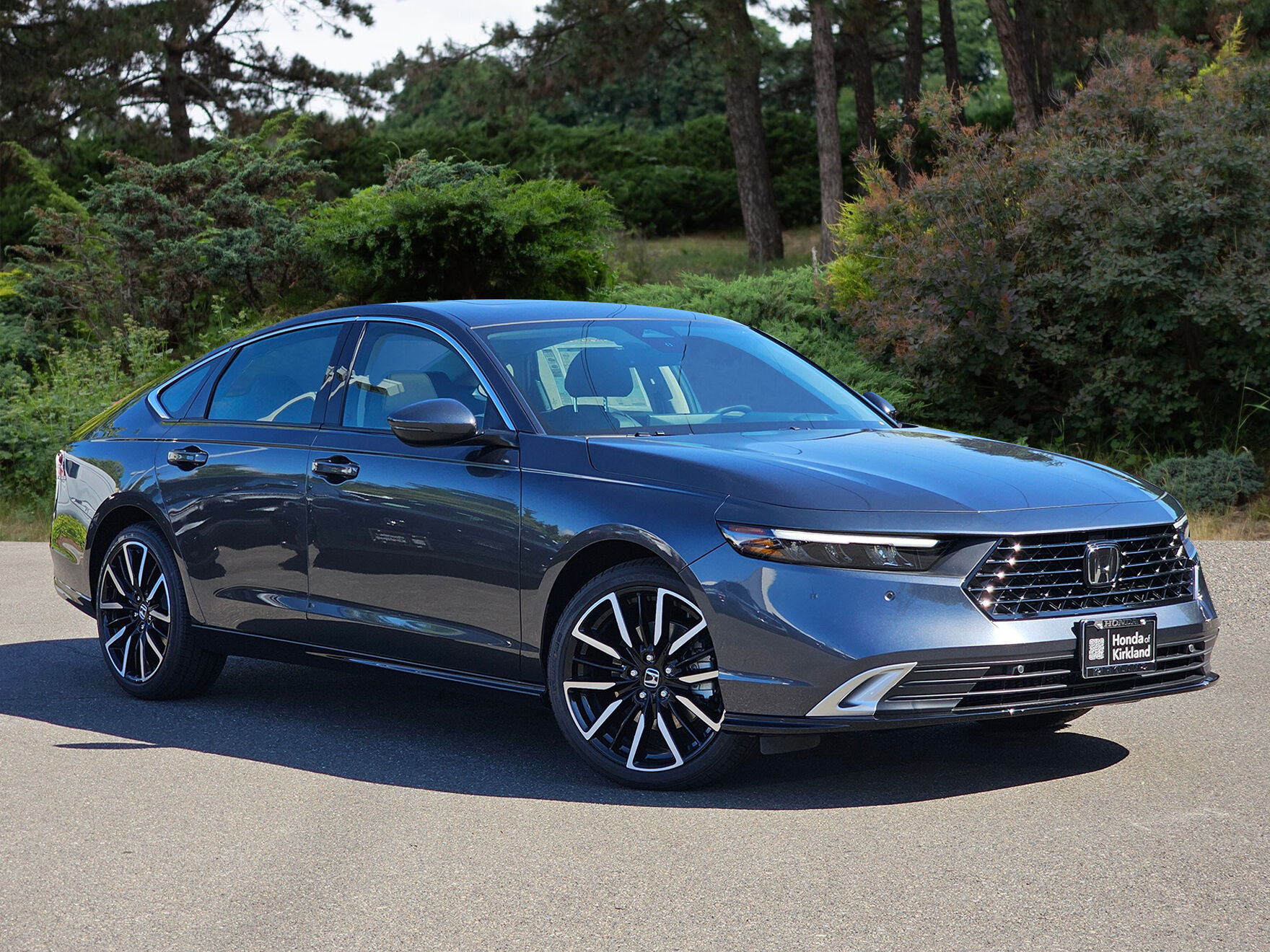 2025 Honda Accord Hybrid Touring's photo