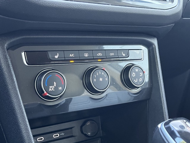 2022 Volkswagen Tiguan S photo 35