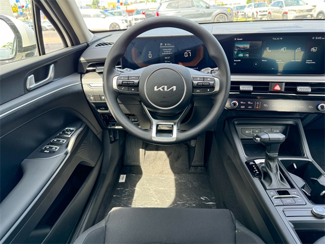 2025 Kia K5 LXS photo 26