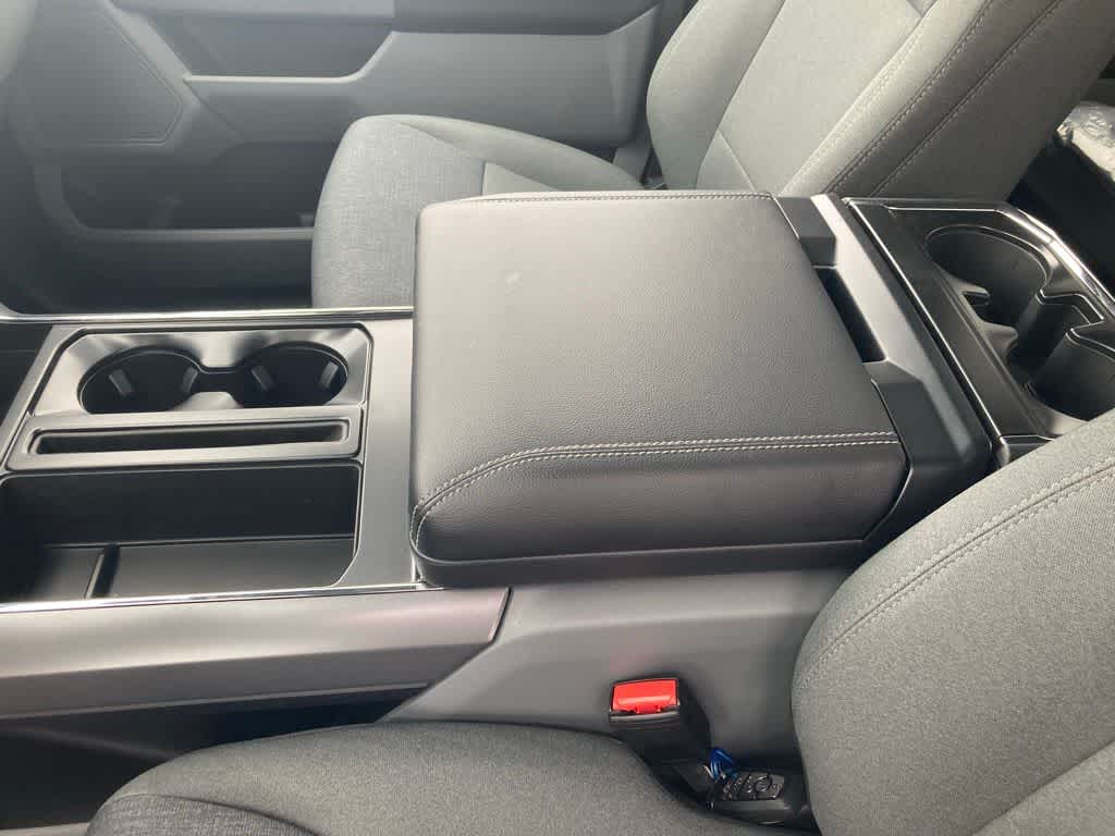 2025 Ford F-150 XLT photo 43