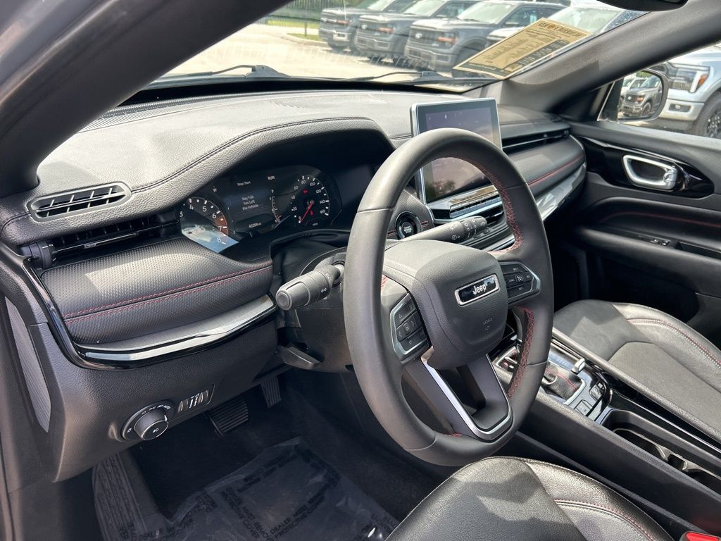 2024 Jeep Compass Trailhawk photo 15