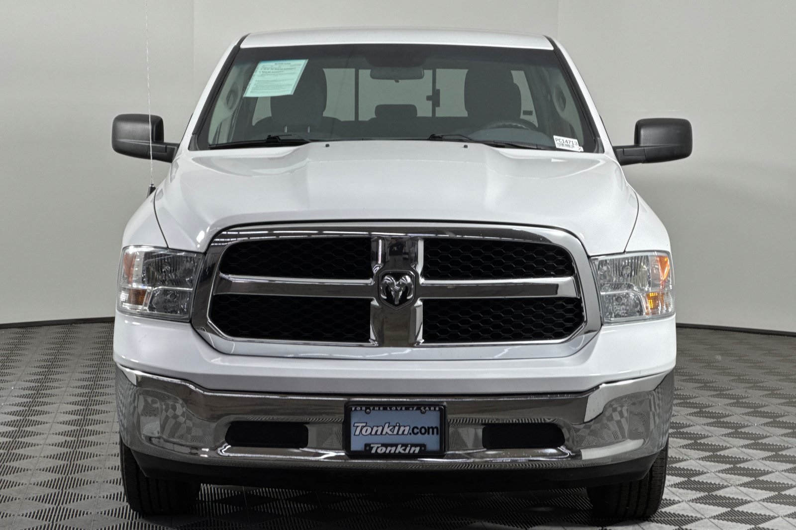 2020 Ram 1500 Classic SLT photo 9