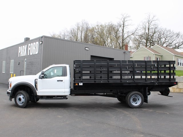 2024 Ford F-550 Super Duty Chassis Cab XL's photo