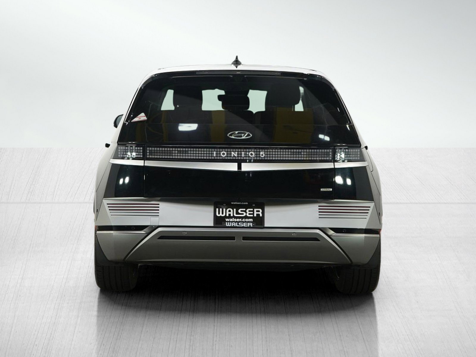 2024 Hyundai Ioniq 5 Limited photo 4