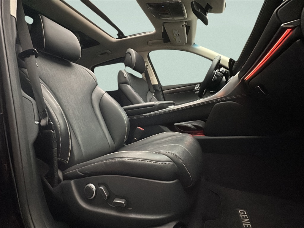 2023 Genesis GV80 2.5T Prestige photo 12