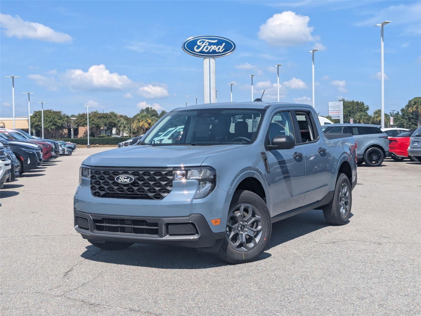 2025 Ford Maverick XLT's photo