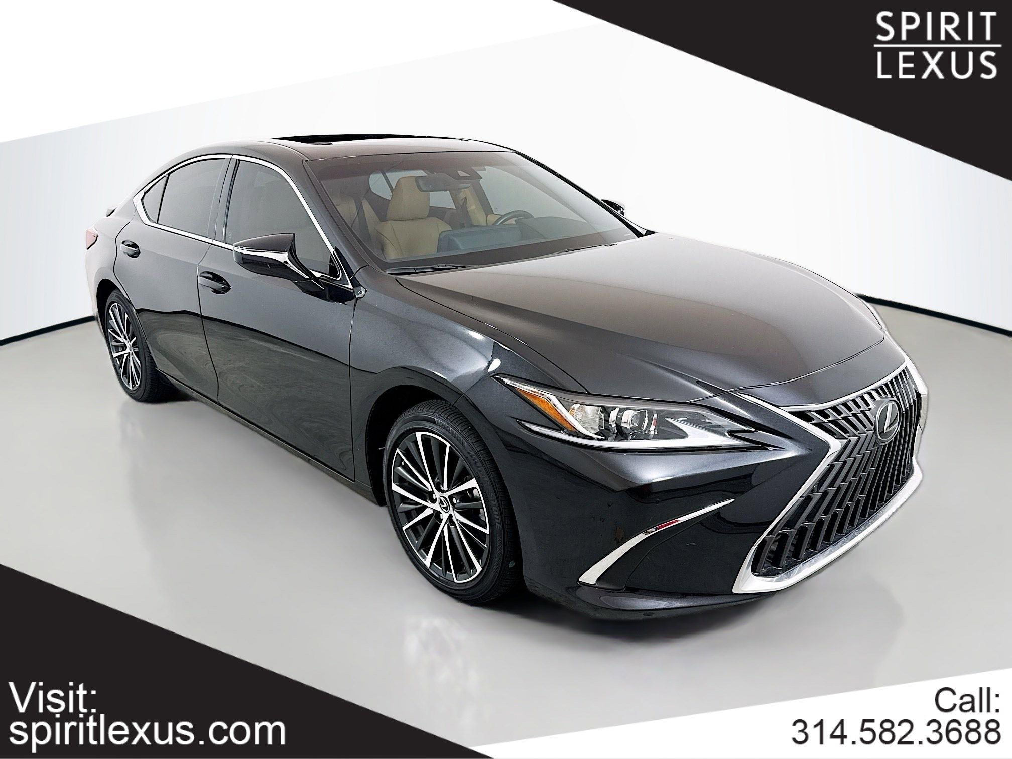 2025 Lexus ES Hybrid 300h's photo