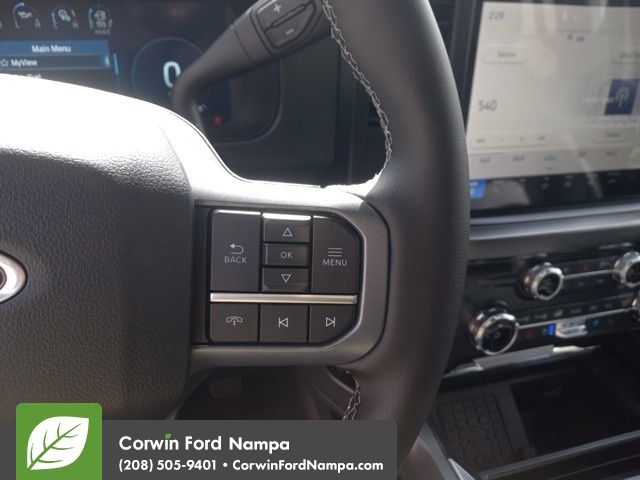 2025 Ford F-350 Lariat photo 19