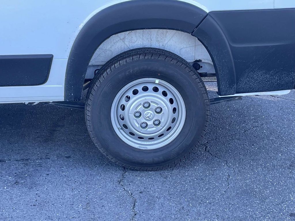 2026 Ram ProMaster 1500 Tradesman Base photo 3