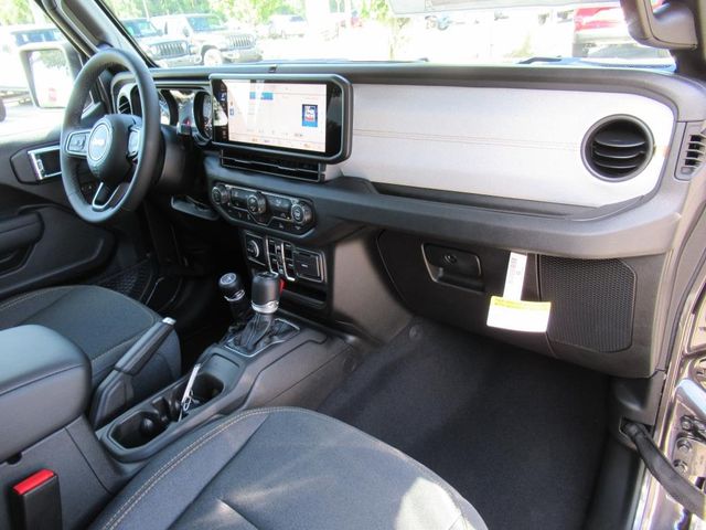 2025 Jeep Gladiator Sport S photo 11
