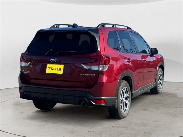 2024 Subaru Forester Premium photo 5