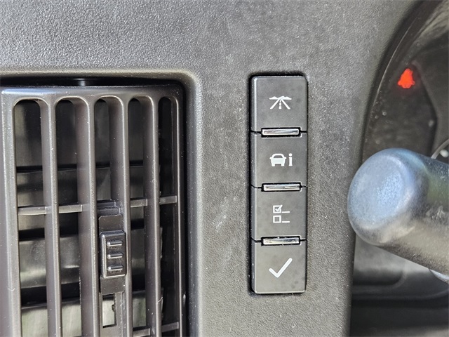 2020 Chevrolet Express 2500 LT Passenger photo 26