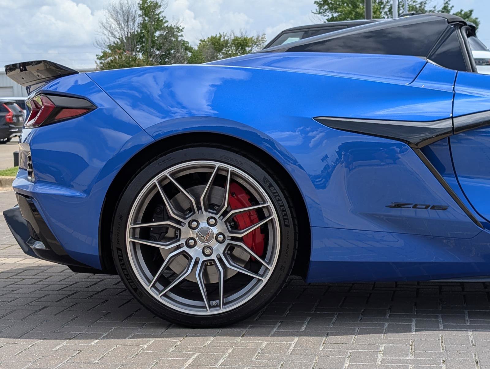 2023 Chevrolet Corvette Z06 3LZ photo 9
