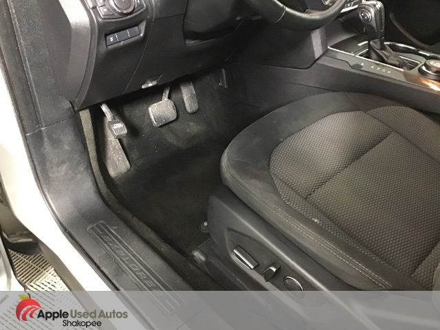 2018 Ford Explorer XLT photo 9