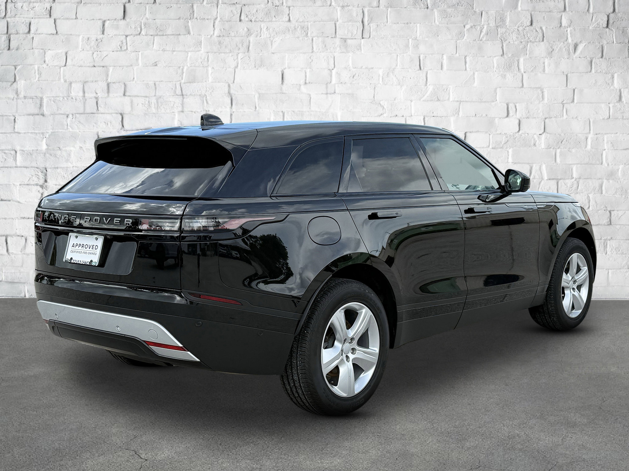 2025 Land Rover Range Rover Velar S Velar photo 6