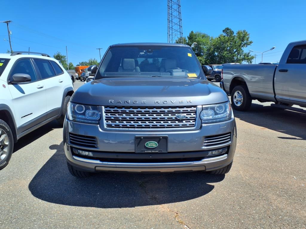 2016 Land Rover Range Rover HSE photo 2