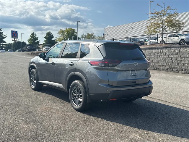 2026 Nissan Rogue S photo 3
