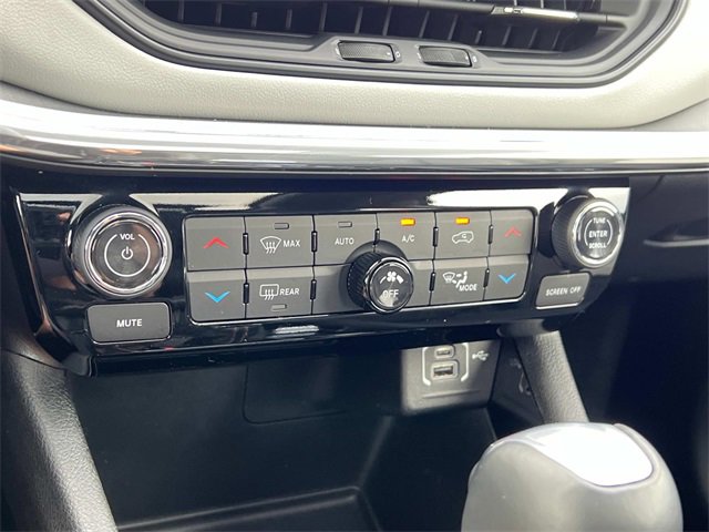 2022 Jeep Compass Limited photo 21