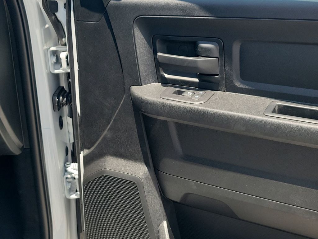 2025 Ram 3500 Tradesman photo 41