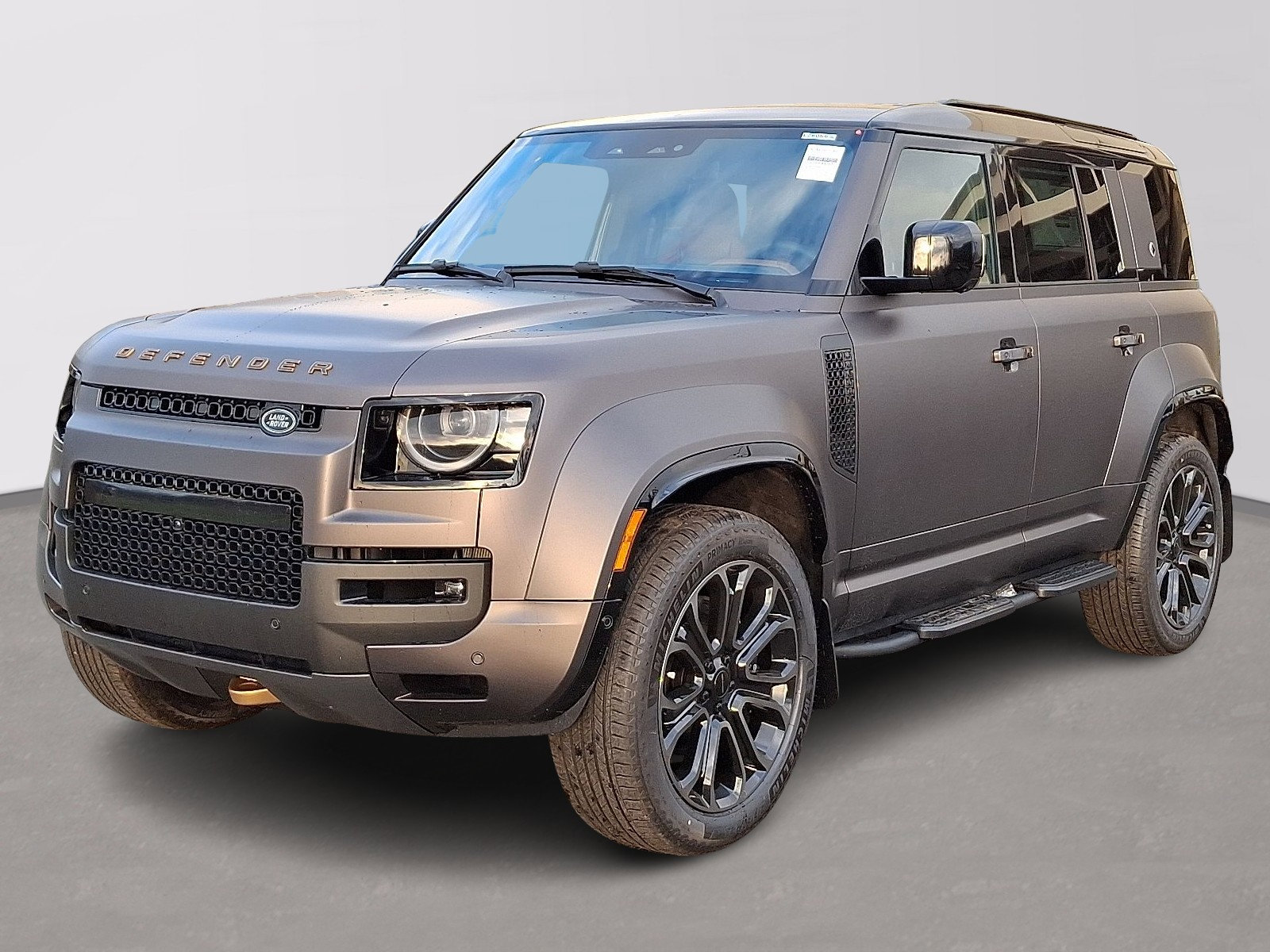 2026 Land Rover Defender OCTA's photo