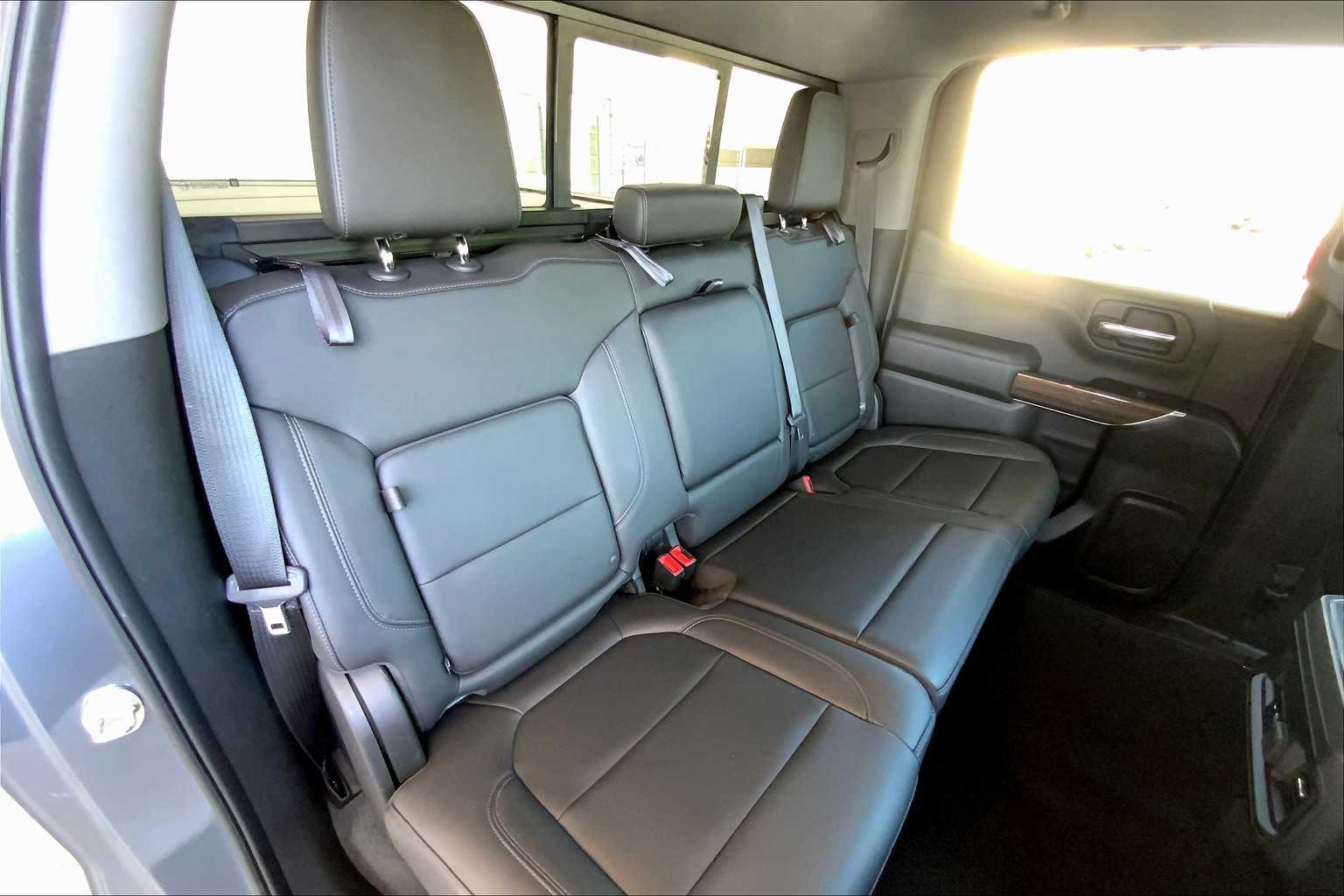 2019 Chevrolet Silverado 1500 LT Trail Boss photo 18