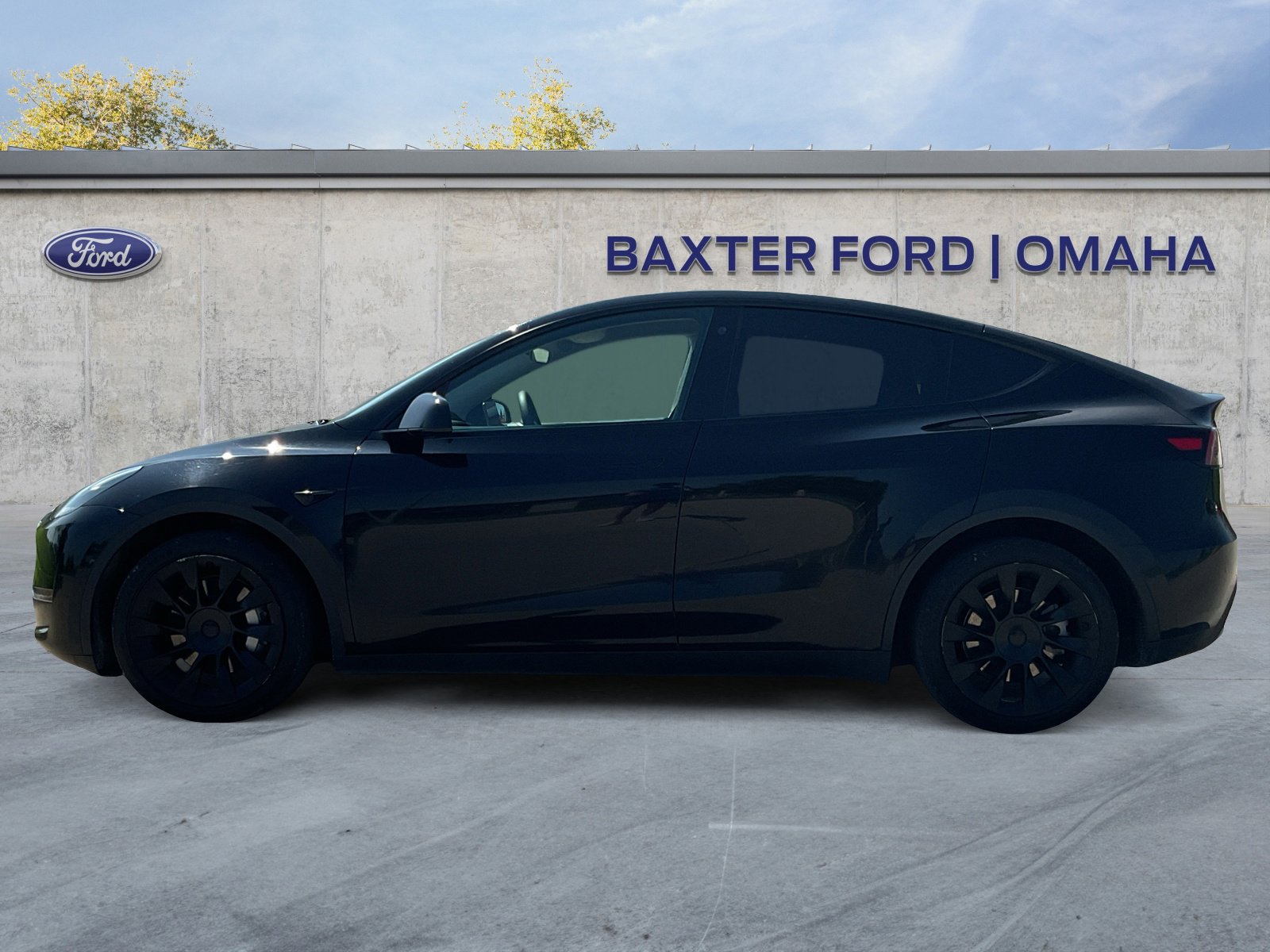 Used 2022 Tesla Model Y Long Range with VIN 7SAYGDEE8NA006793 for sale in Omaha, NE