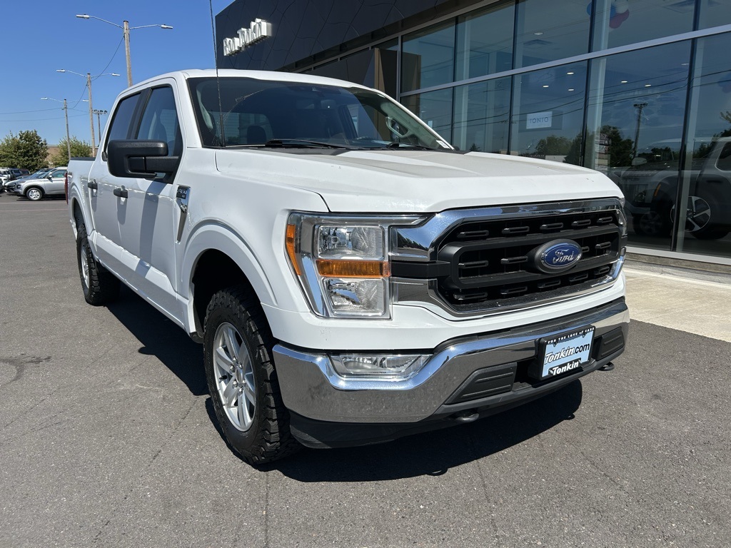 2022 Ford F-150 XLT photo 2