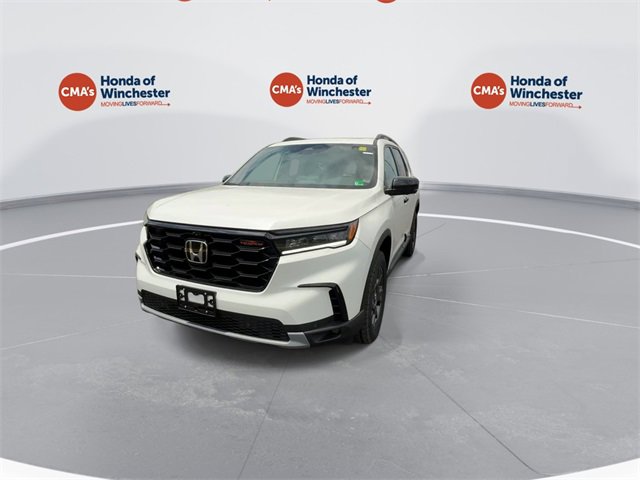2025 Honda Pilot TrailSport photo 4