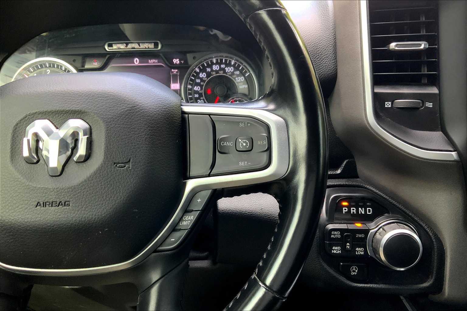 2021 Ram 1500 Big Horn photo 23