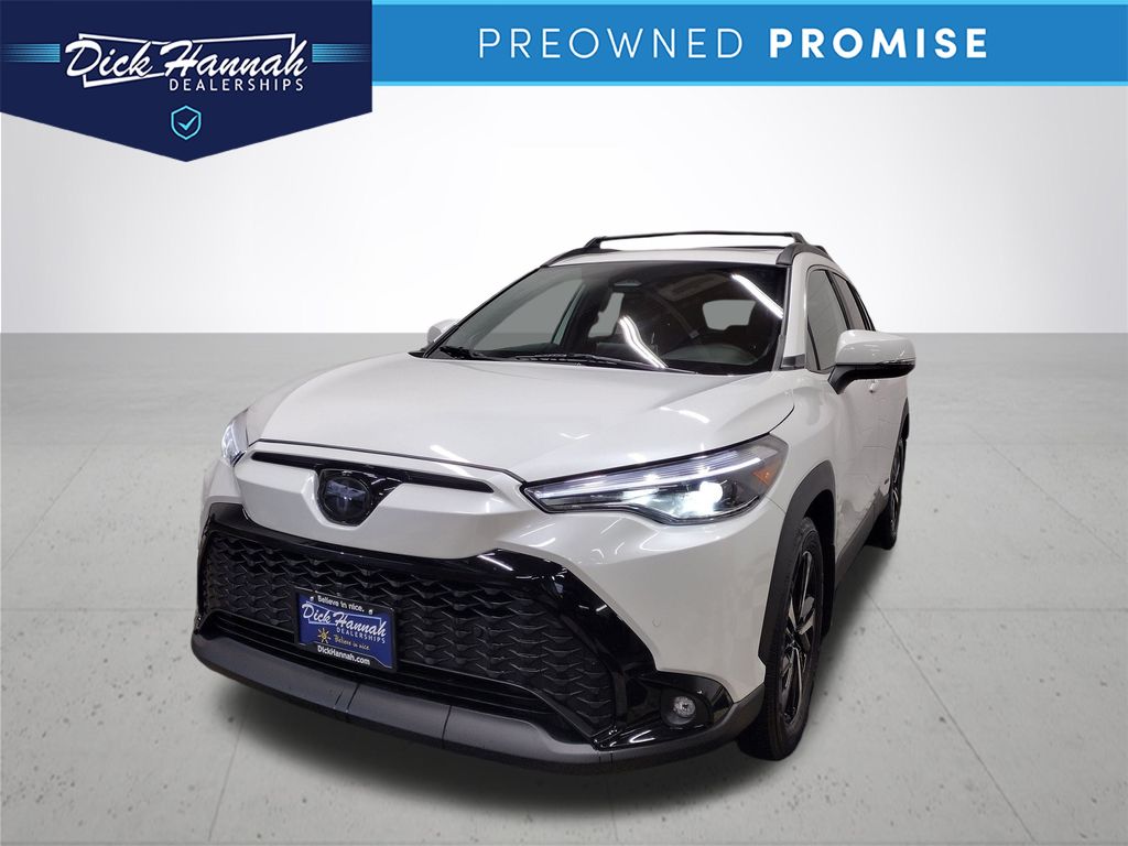 2024 Toyota Corolla Cross XSE's photo