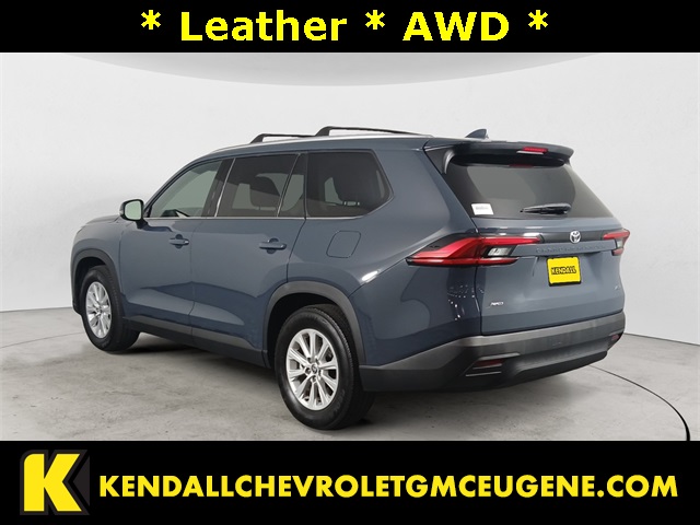 2024 Toyota Grand Highlander XLE photo 2