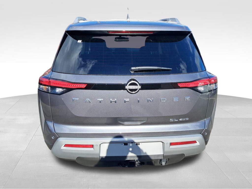 2025 Nissan Pathfinder SL photo 4