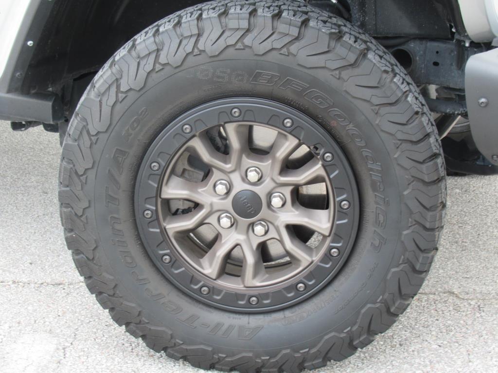 2023 Jeep Wrangler Rubicon 392 photo 8