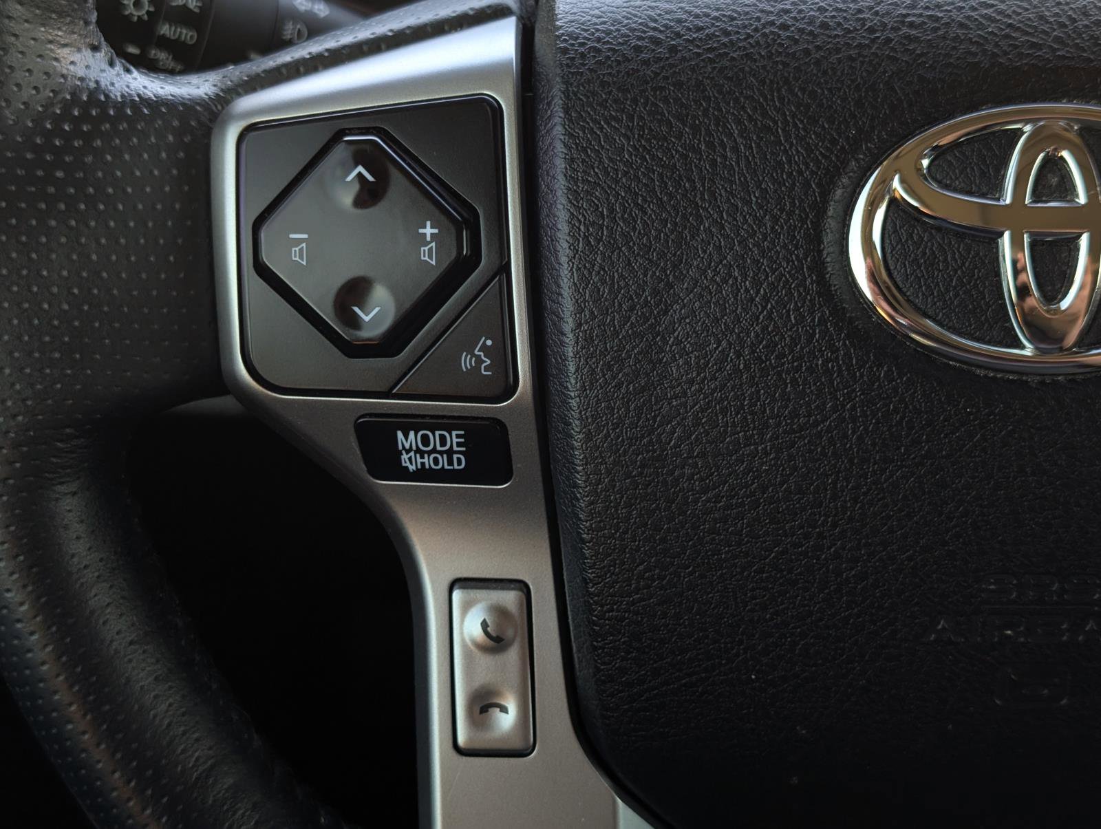 2023 Toyota 4Runner Limited photo 12