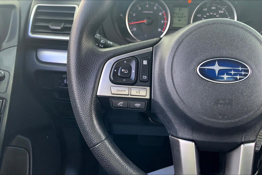 2017 Subaru Forester 2.5i Premium photo 16