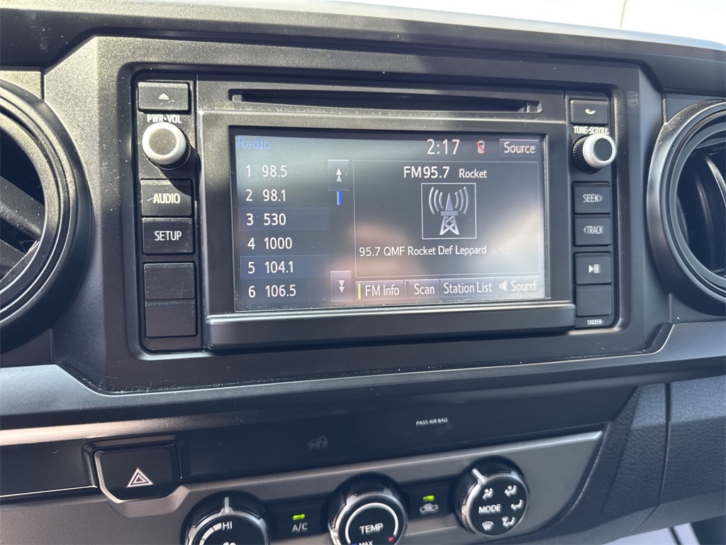 2019 Toyota Tacoma SR photo 16