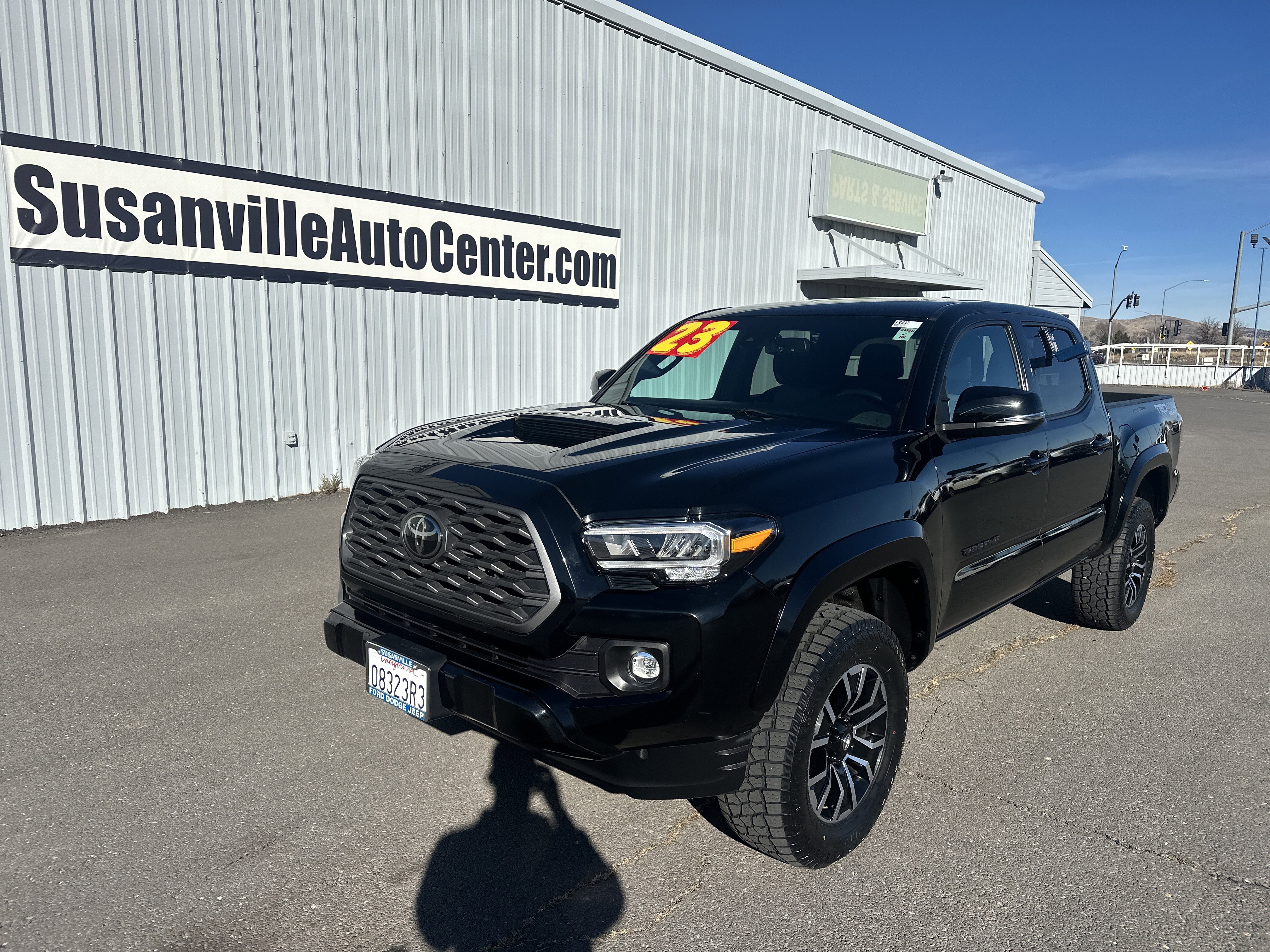 2023 Toyota Tacoma TRD Sport's photo