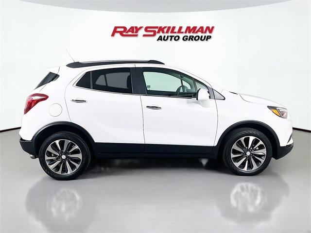 2022 Buick Encore Preferred photo 3
