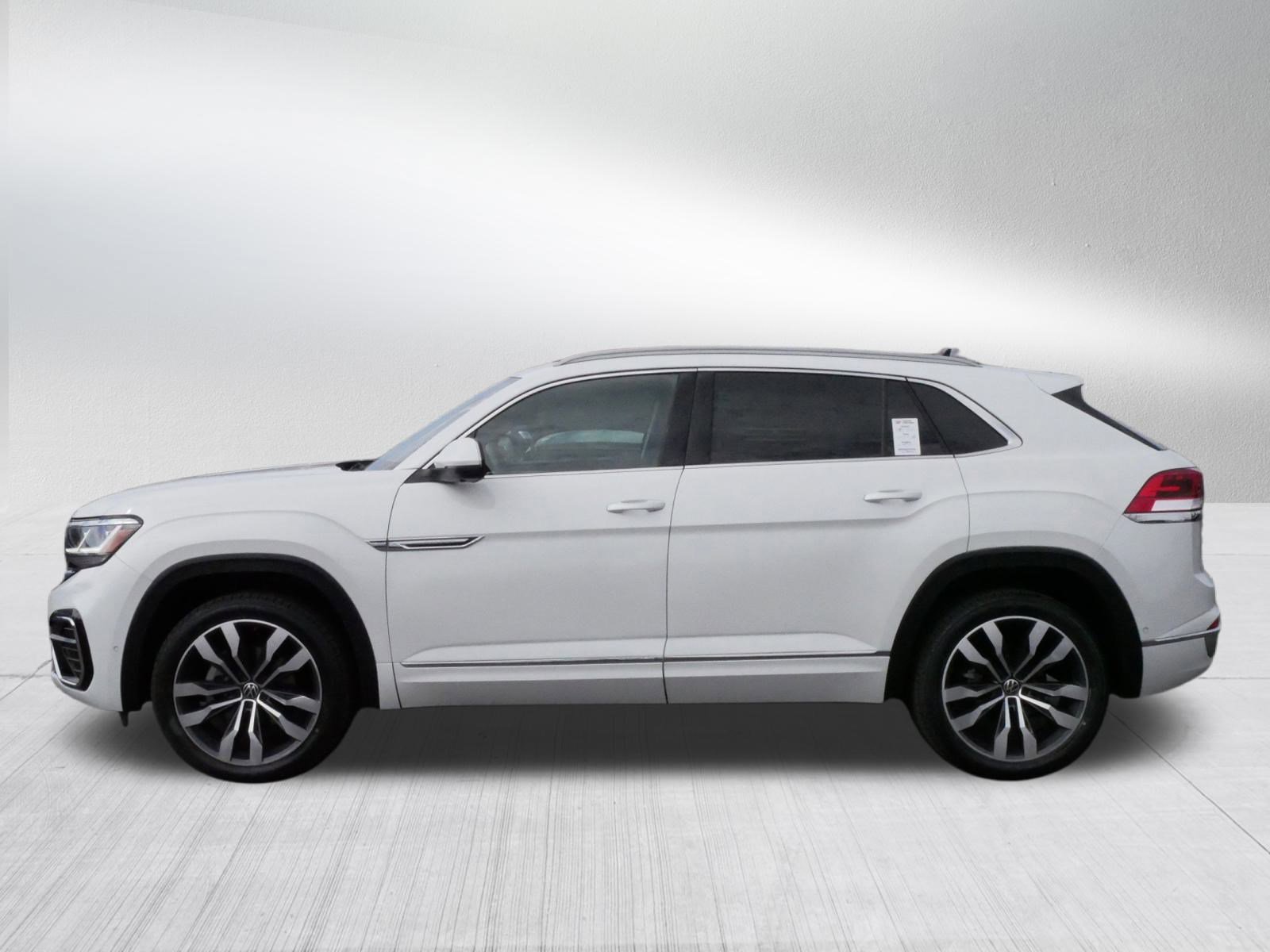 2022 Volkswagen Atlas Cross Sport SEL Premium R-Line photo 4