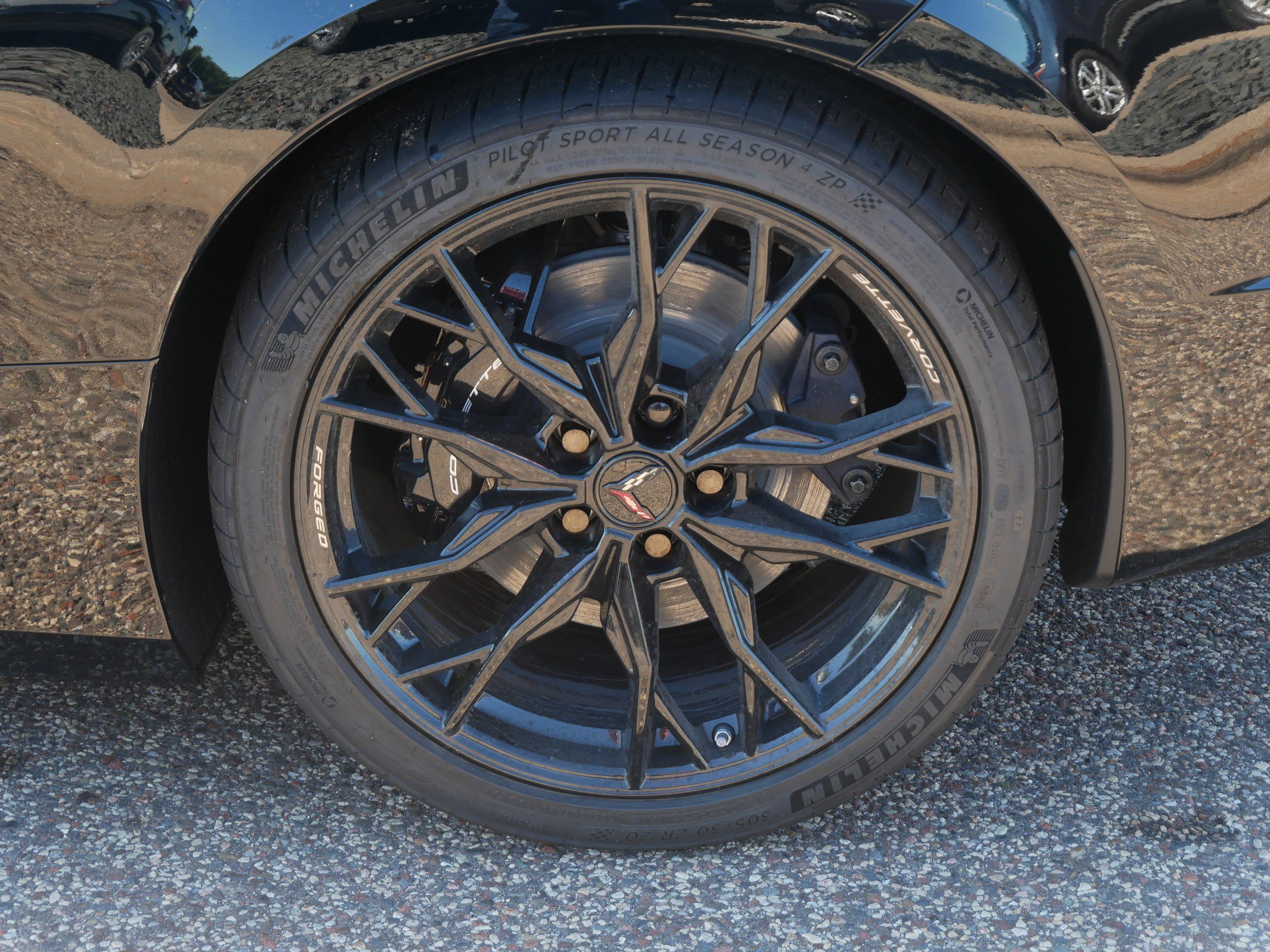 2026 Chevrolet Corvette Stingray 2LT photo 3