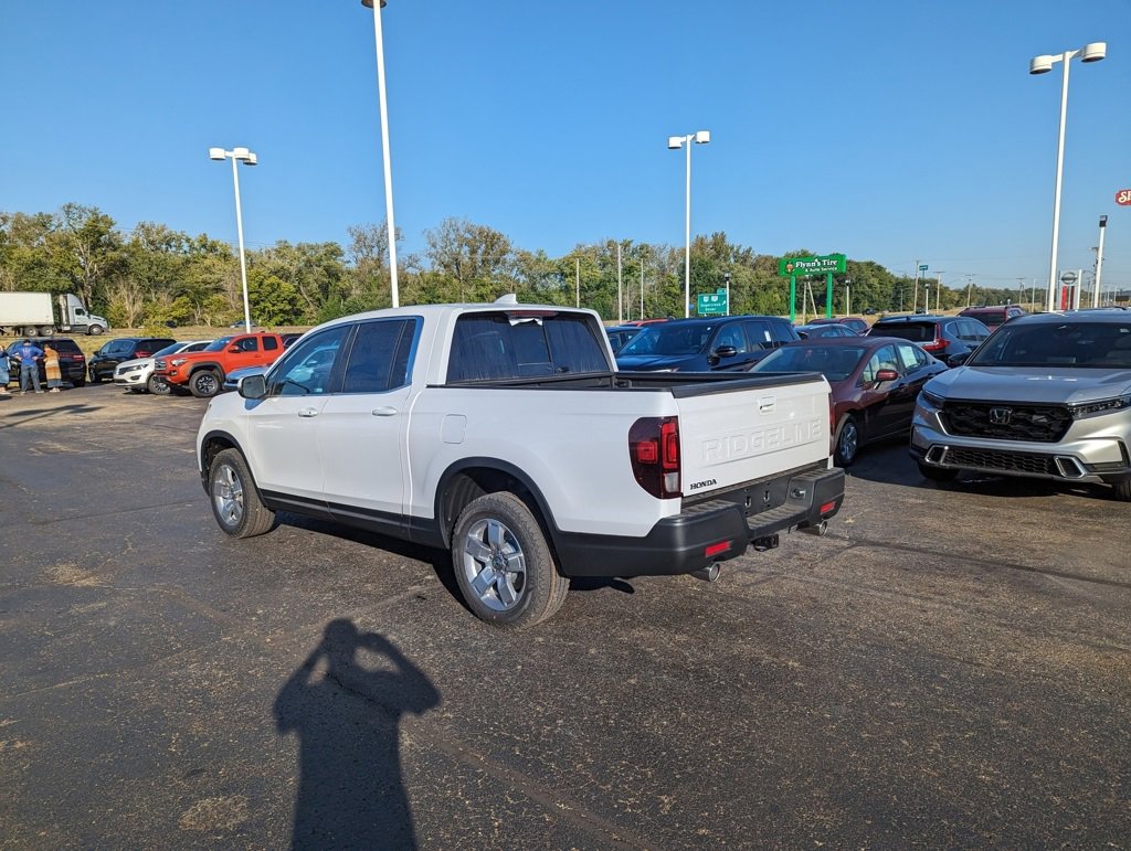 2025 Honda Ridgeline RTL photo 4