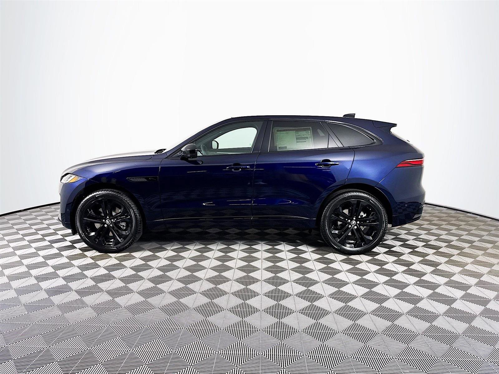 2026 Jaguar F-PACE P250 R-Dynamic S photo 5