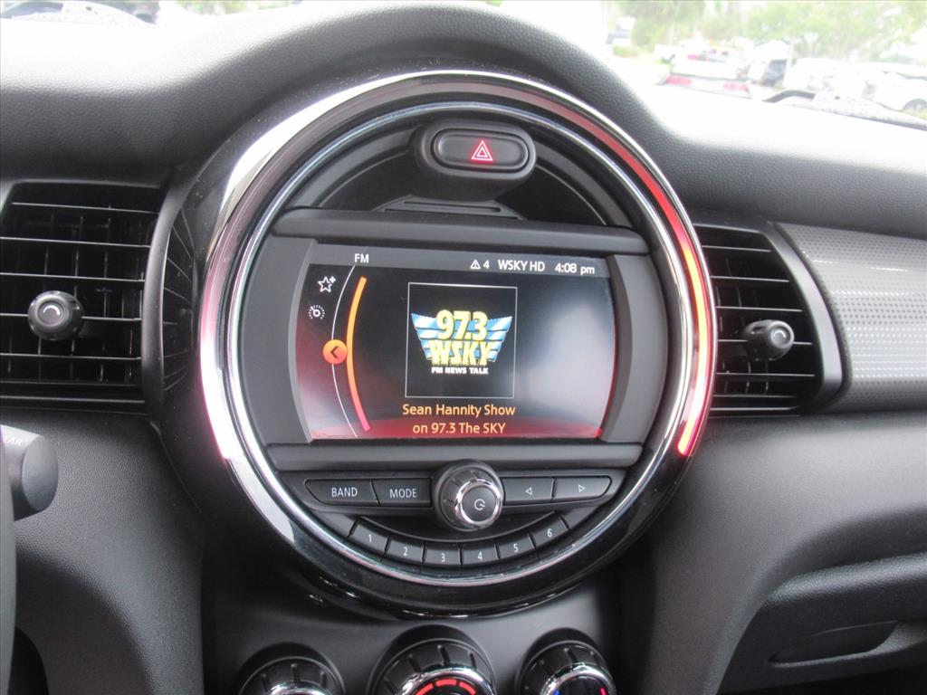 2020 Mini Cooper 2 Door Hardtop Oxford Edition photo 15