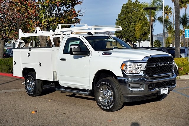 New 2024 Bright White Clear-Coat Exterior Paint RAM Tradesman image 6