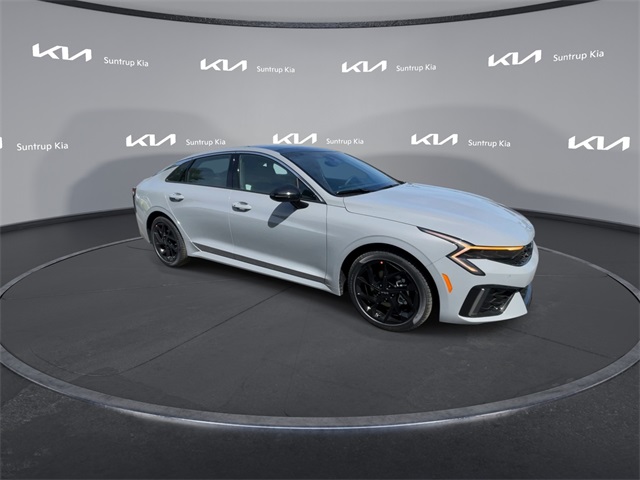 2026 Kia K5 GT-Line photo 2